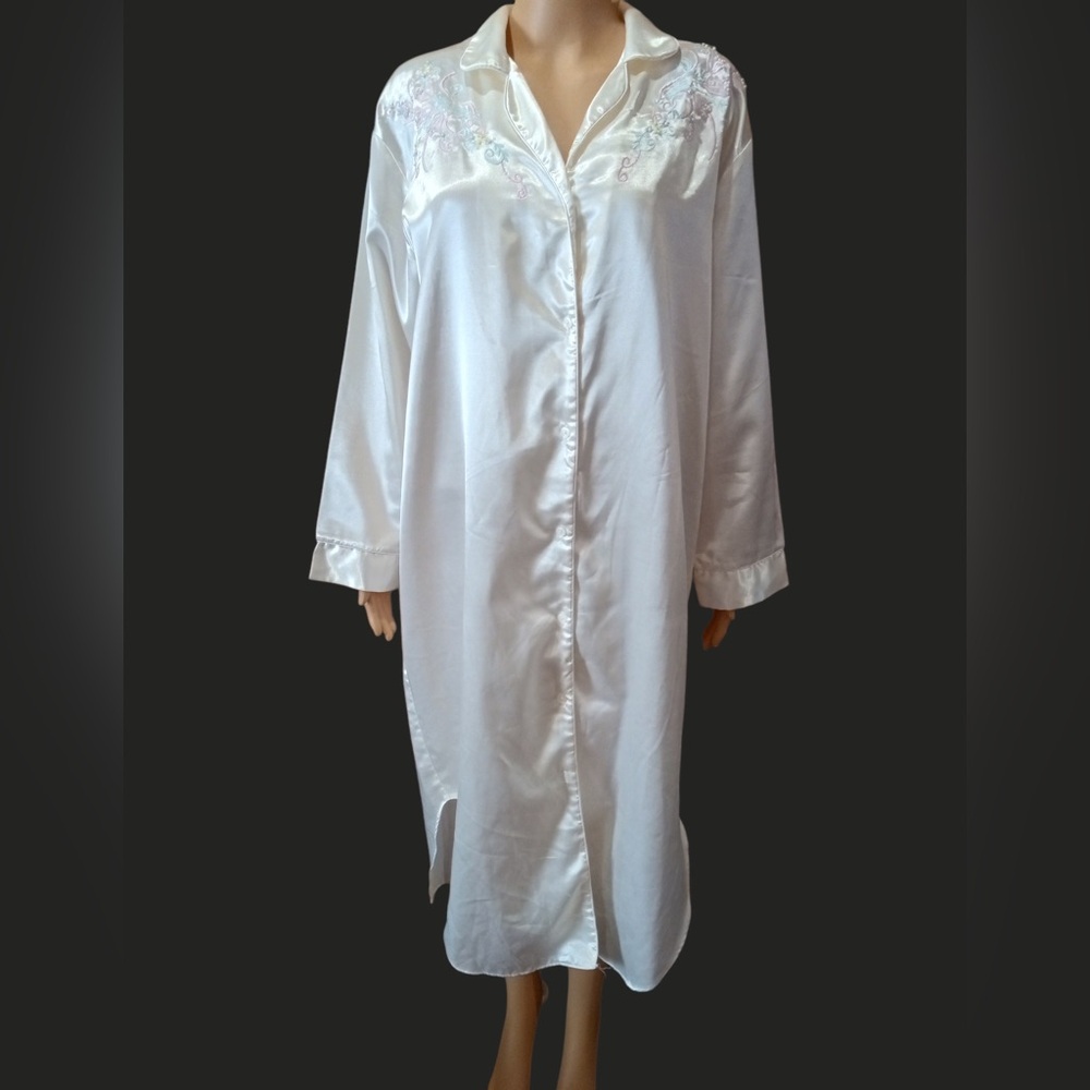 CLEARANCE Vintage Kathryn Brush Back Satin Nightgown Pastel Embroidery M/L